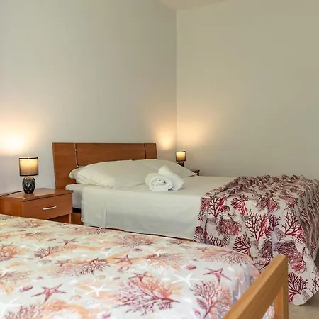 - La Baia Incantata Apartment *