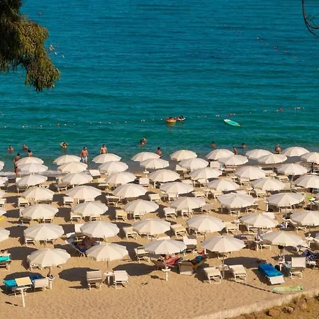 - La Baia Incantata * Caminia